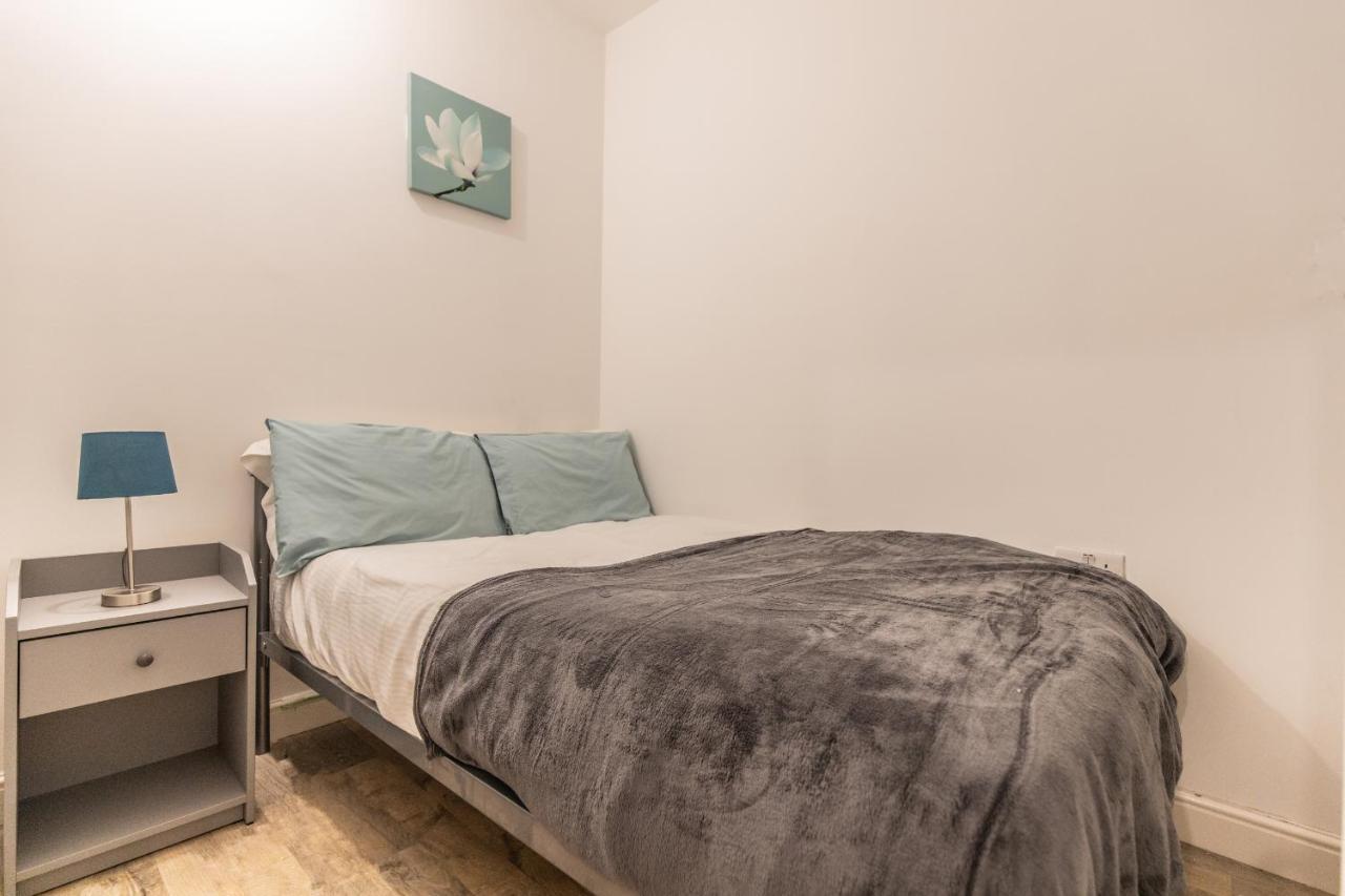 Cosy Modern Apartment, Grand Victorian Building, 5 Mins To Coventry City Centre Exteriör bild